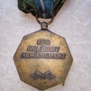 Military medal of achievement